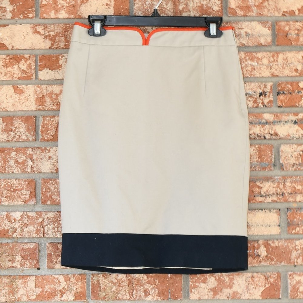 𝅺t Tahari Skirt